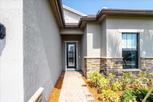 415 SE Crathes Street, Port Saint Lucie, FL 34984 - MLS#R11093323
