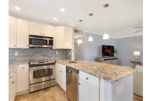 540 Flanders L, Delray Beach, FL 33484 Sold 07/31/25
