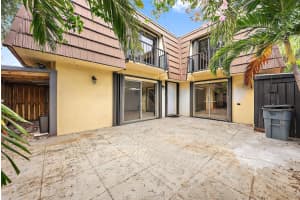 1021 10th Court 1021, Palm Beach Gardens, FL 33410 Sold 07/15/25