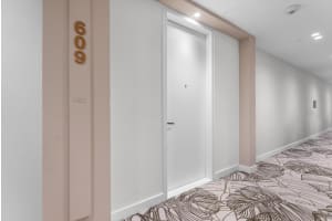 220 SE Mizner Boulevard 609, Boca Raton, FL 33432 - MLS#R11093376