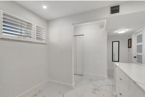 2616 N Garden 107 Drive N 107, Lake Worth, FL 33461 - MLS#R11093383