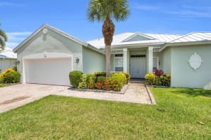 198 Magnolia Lakes Boulevard, Port Saint Lucie, FL 34986 - MLS#R11093389