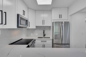 76 Mansfield B 76, Boca Raton, FL 33434 - MLS#R11093402