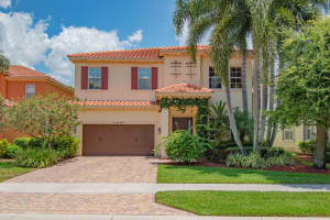 10689 Willow Oak Court, Wellington, FL 33414 Sold 11/07/25