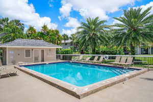 11863 Wimbledon Circle 432, Wellington, FL 33414 Sold 12/08/25