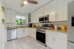 11892 Sturbridge Lane, Wellington