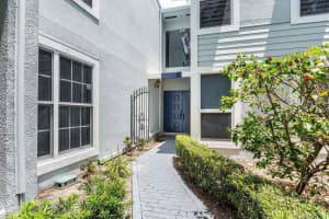 6157 Old Court Road 225, Boca Raton
