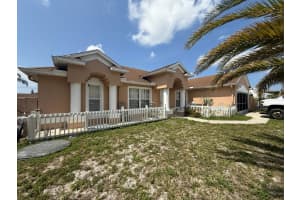 416 SE Calmoso Drive, Port Saint Lucie, FL 34983 Sold 08/05/25