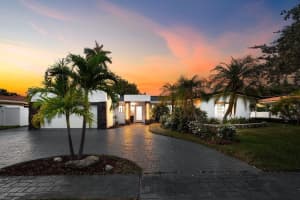 2611 NE 49 Street, Lighthouse Point, FL 33064 - MLS#R11093479