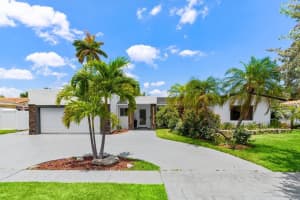 2611 NE 49 Street, Lighthouse Point, FL 33064 - MLS#R11093479