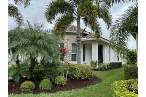 9624 Sw Royal Poinciana Drive, Port Saint Lucie