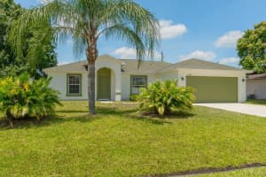 545 SW Buswell Avenue, Port Saint Lucie, FL 34983 Sold 08/11/25