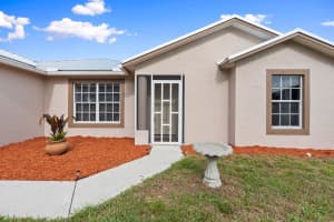 5609 Sunset Boulevard, Fort Pierce, FL 34982 - MLS#R11093517