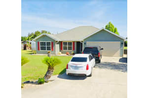 275 Se Gregory Glen, Lake City