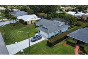 1132 SE Oriental Avenue, Port Saint Lucie, FL 34952 - MLS#R11093602