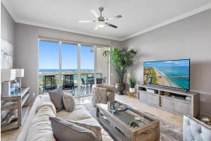 2640 Lake Shore Drive 2215, Riviera Beach, FL 33404 - MLS#R11093640