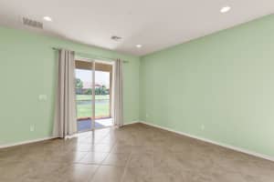 6380 Oxford Circle 104, Vero Beach, FL 32966 Sold 10/23/25