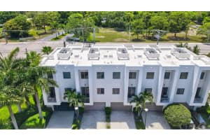 4021 NW 18th Way, Boca Raton, FL 33431 - MLS#R11093683
