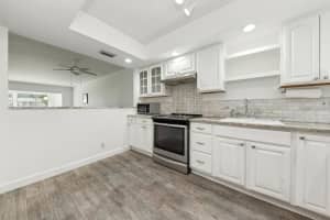 3186 Via Poinciana 115, Lake Worth, FL 33467 - MLS#R11093706