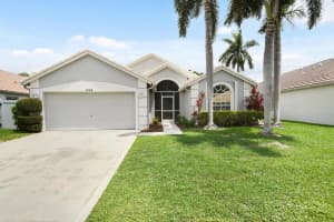 1644 Oak Berry Circle, Wellington