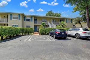 18 Westgate Lane 18f, Boynton Beach
