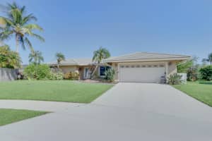 1855 Lotus Lane Lane, Wellington, FL 33414 - MLS#R11093740