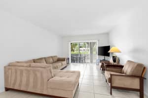 250 Ne 20th Street 1220, Boca Raton