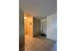 2842 Crosley Drive W B, West Palm Beach, FL 33415 - MLS#R11093819