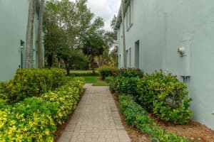 3185 Laurel Ridge Circle, Riviera Beach, FL 33404 Sold 09/30/25