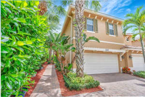 5030 Dulce Court, Palm Beach Gardens