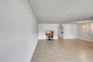 735 N Highpoint Boulevard N B, Delray Beach, FL 33445 - MLS#R11093955