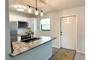 6537 Se Federal Highway 202, Stuart