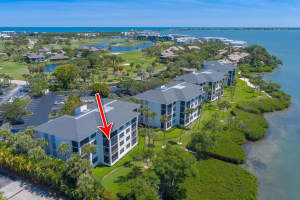 390 Ne Edgewater Drive 302, Stuart