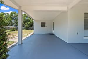 903 S 27th Street, Fort Pierce, FL 34947 - MLS#R11094135