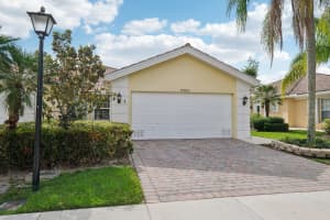 10853 SW Elsinore Drive, Port Saint Lucie, FL 34987 - MLS#R11094136
