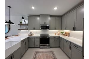 321 Silver Sands Lane 9, Fort Pierce, FL 34945 Sold 12/20/25