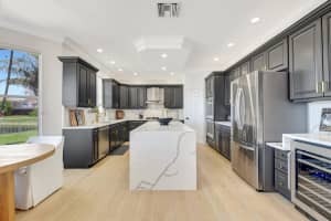 9800 Stover Way, Wellington, FL 33414 Sold 08/19/25