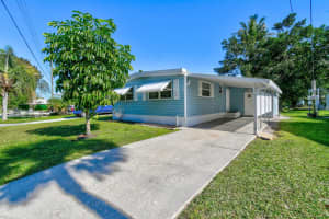 24 SE Fork Terrace, Stuart, FL 34997 - MLS#R11094213