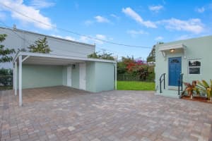 422 Oxford Street, West Palm Beach, FL 33405 - MLS#R11094222