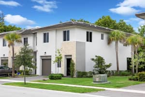 1550 Pioneer Way, Royal Palm Beach, FL 33411 Sold 09/19/25