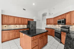 10111 Umberland Place, Boca Raton, FL 33428 Sold 08/25/25