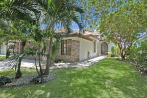 4560 Sherwood Forest Drive, Delray Beach, FL 33445 Sold 07/14/25
