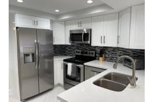 1660 Twelve Oaks Way 203, North Palm Beach, FL 33408 - MLS#R11094423