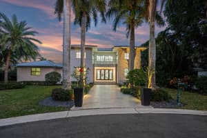 107 Abbie Court, Sewalls Point, FL 34996 Sold 08/06/25