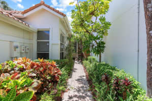 6607 NW 25th Way, Boca Raton, FL 33496 - MLS#R11094463
