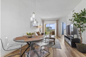 2060 Greenview Shores Boulevard 318, Wellington, FL 33414 - MLS#R11094483