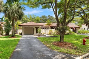 21690 Tall Palm Circle 10a, Boca Raton