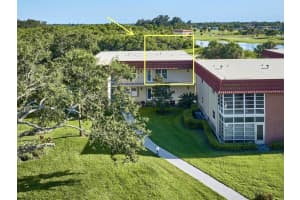 70 Royal Oak Court 206, Vero Beach