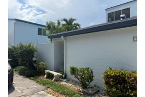 129 Lehane Ter 130 Terrace 130, North Palm Beach, FL 33408 Sold 07/01/25