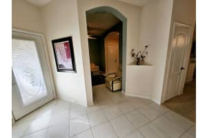 1639 SW Harbour Isles Circle 29, Port Saint Lucie, FL 34986 - MLS#R11094571